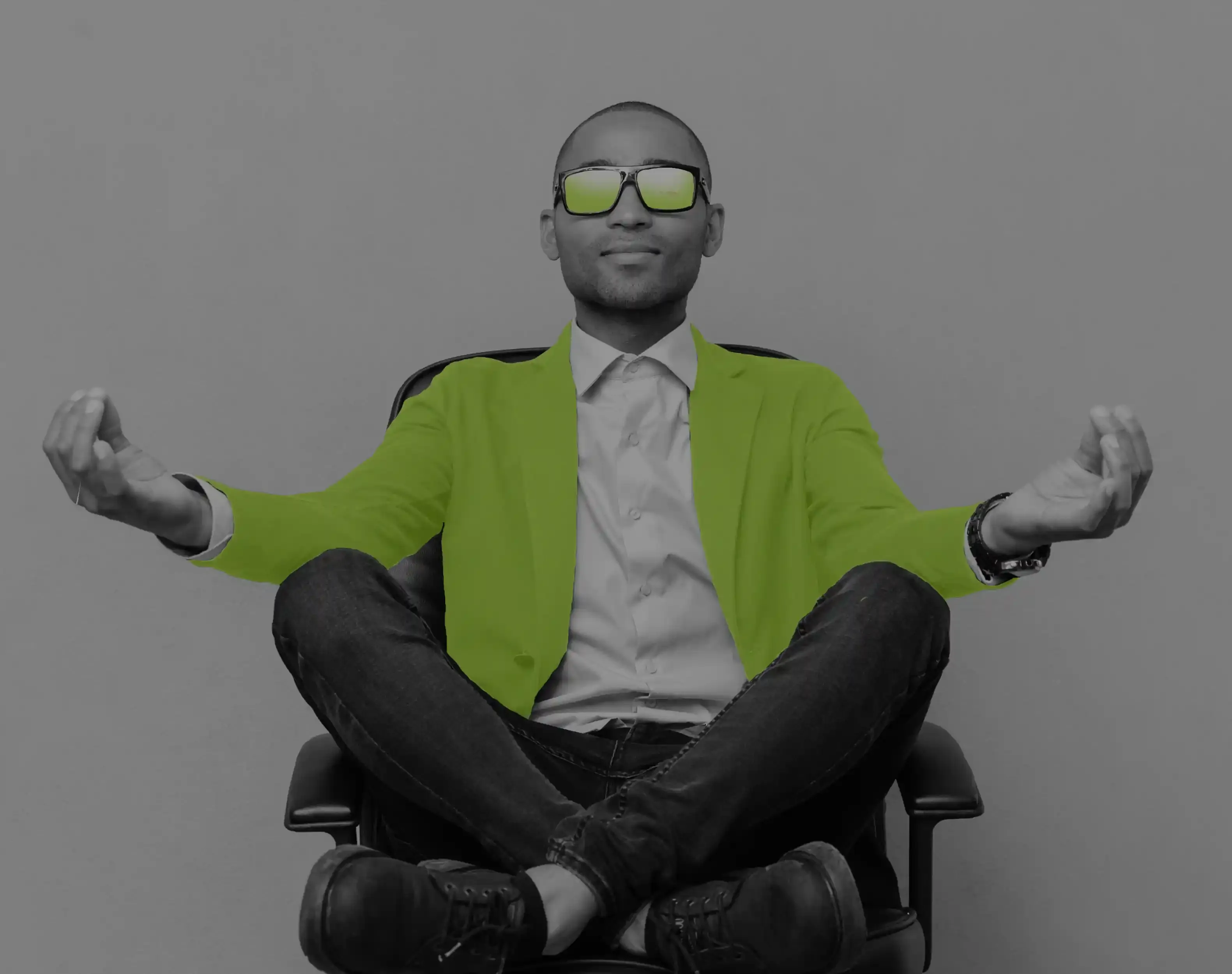 A man sat meditating in sinsou colours